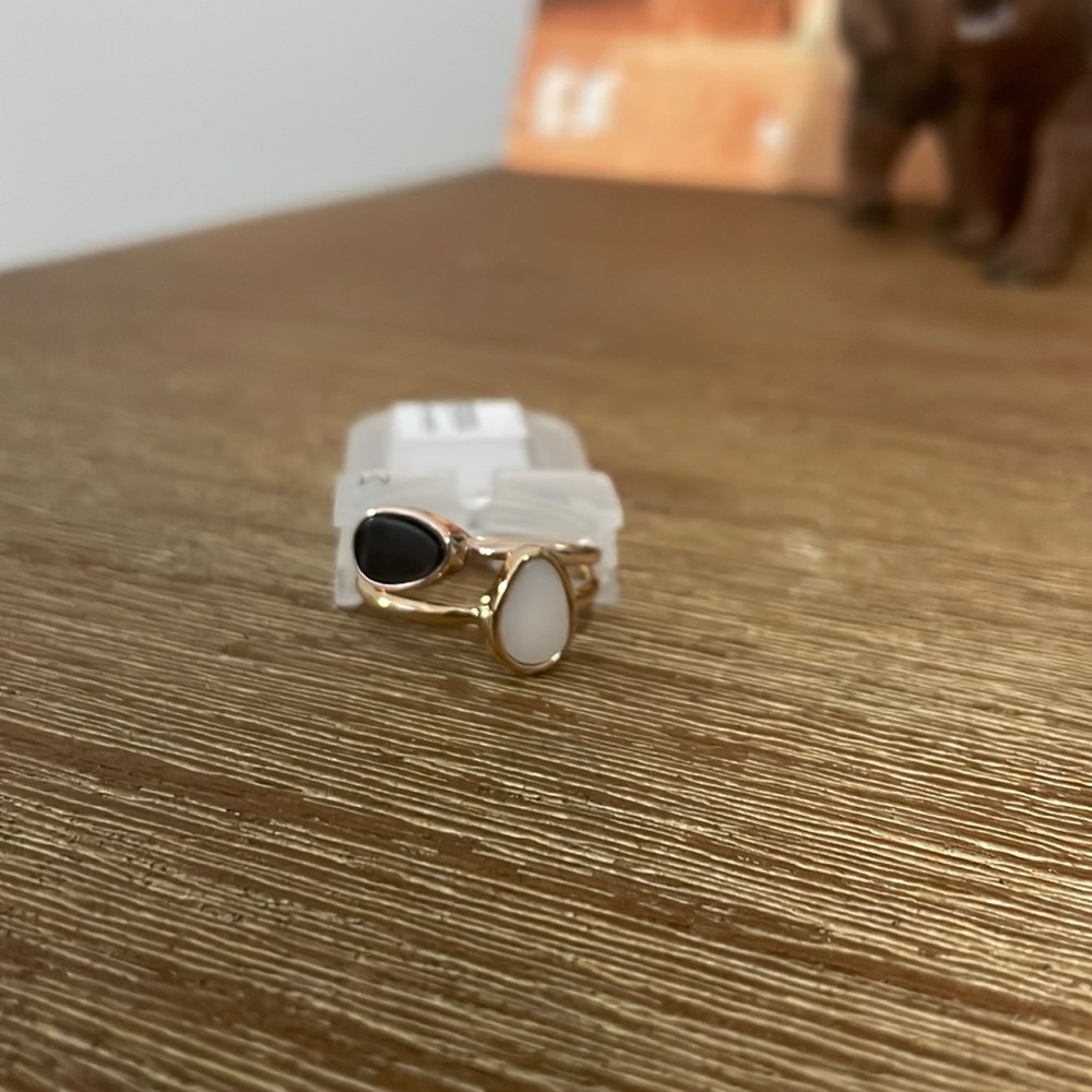 Gold ring set
